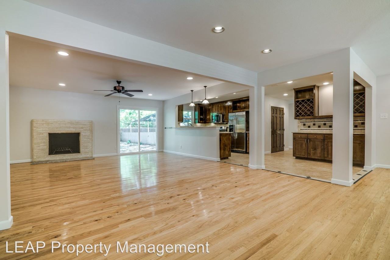 3534 Ingleside Dr - Photo 3 of 23