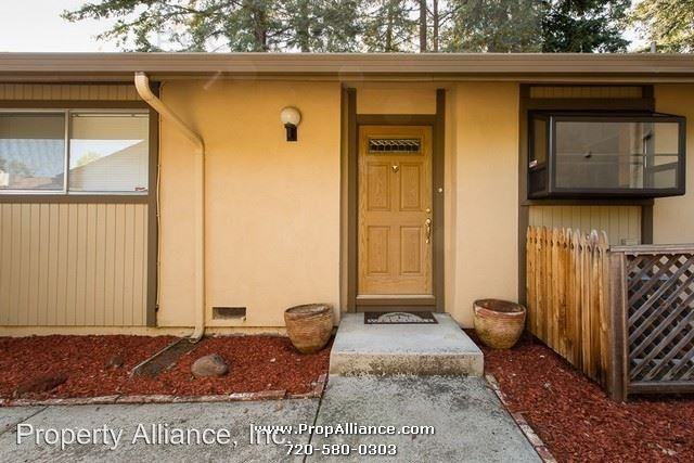 873 Bancroft Rd - Photo 2 of 23