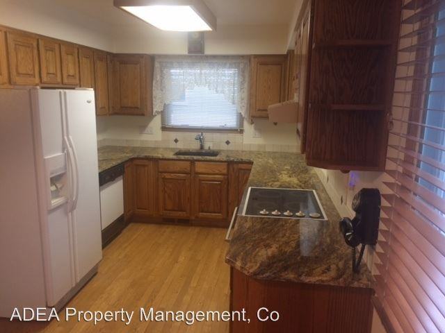 4310 Gharrett St - Photo 3 of 9