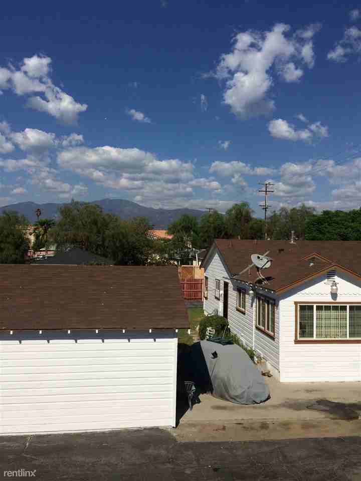 4051 LA Rica Ave - Photo 3 of 7