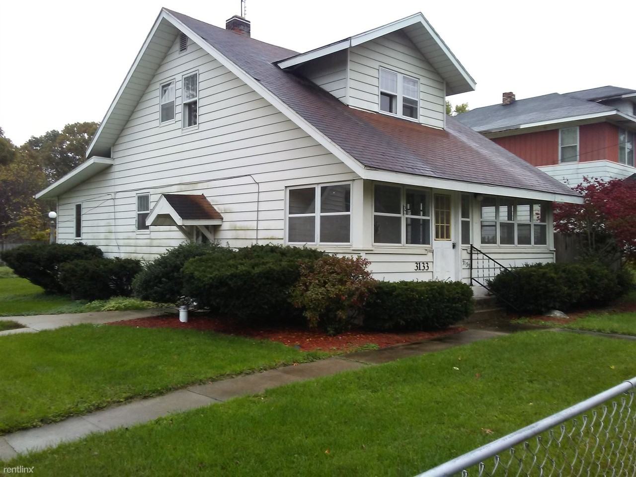 3133 S 3rd St - Photo 3 of 6