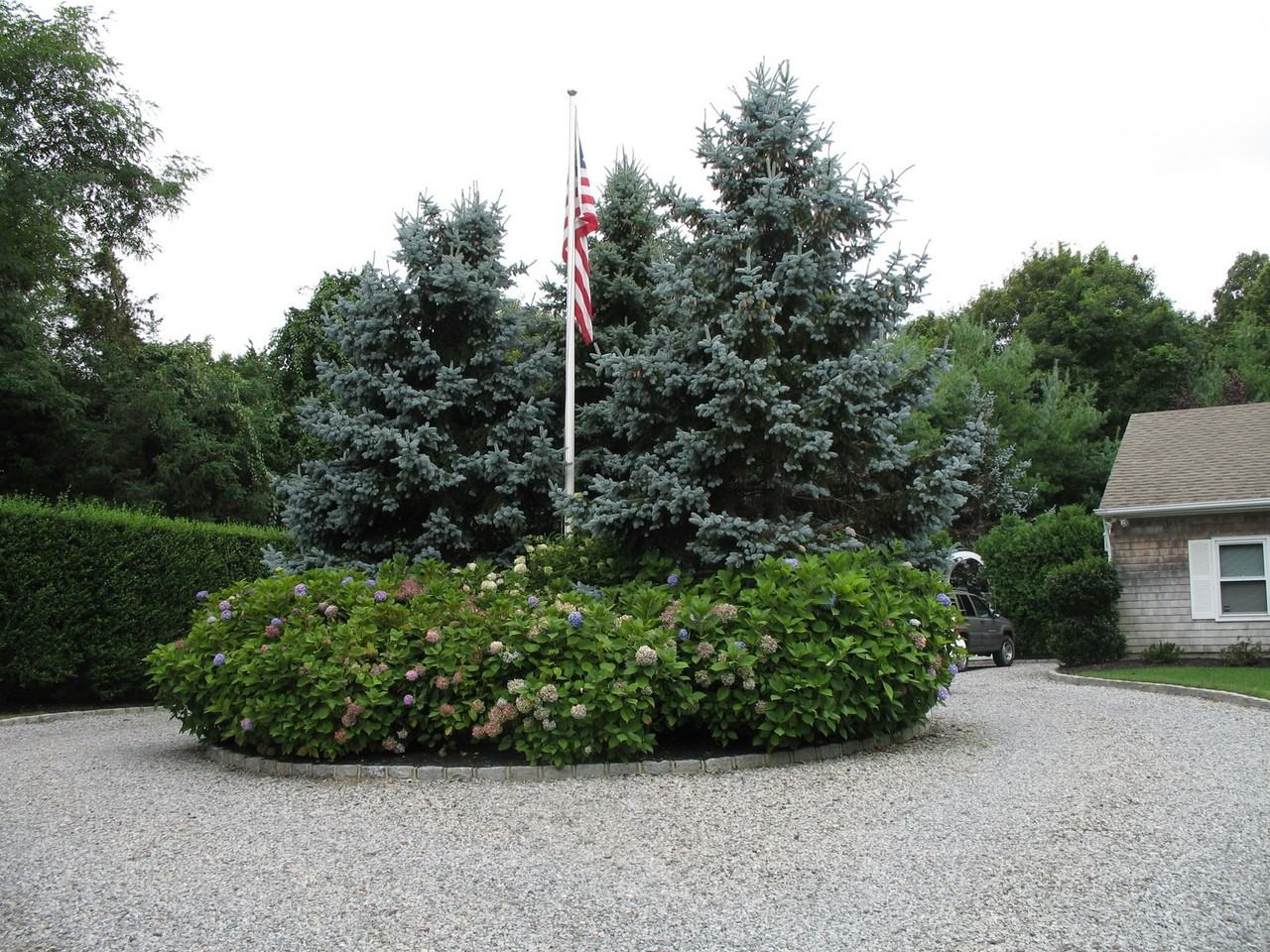 27 Old Orchard Rd - Photo 2 of 12