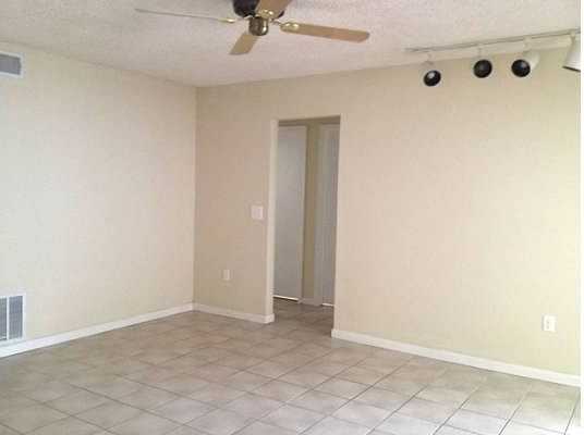 1857 Baywood Ave - Photo 3 of 4