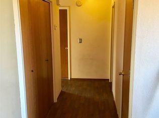 460 Oswald Rd - Photo 3 of 9