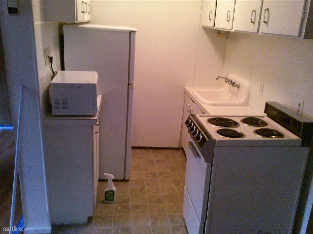 2051 Sisson St - Photo 2 of 7