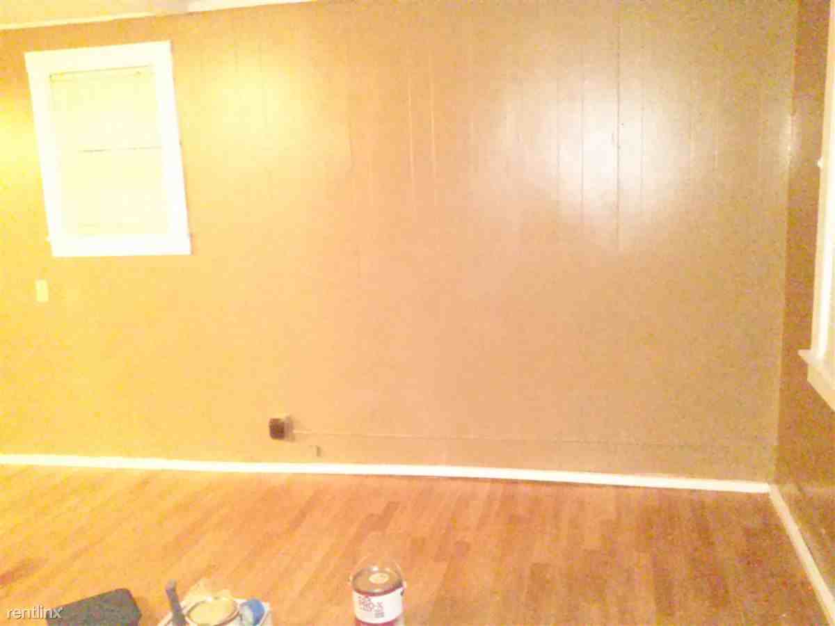 2051 Sisson St - Photo 3 of 7