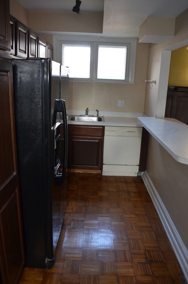 123 S Lansdowne Ave #2 - Photo 3 of 15