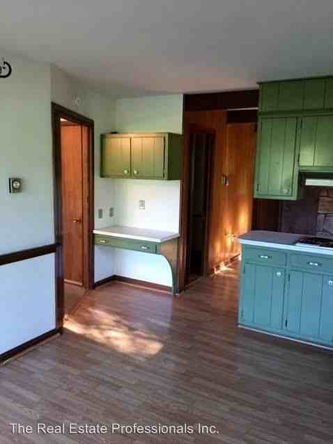 725 Gilbertsville Rd - Photo 3 of 12