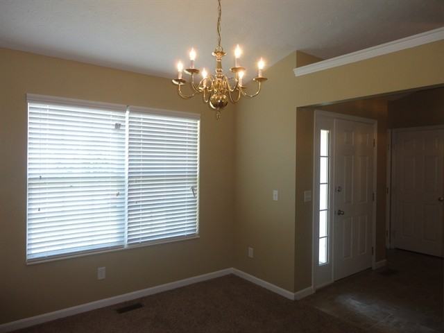 460 Georgia Dr - Photo 2 of 17