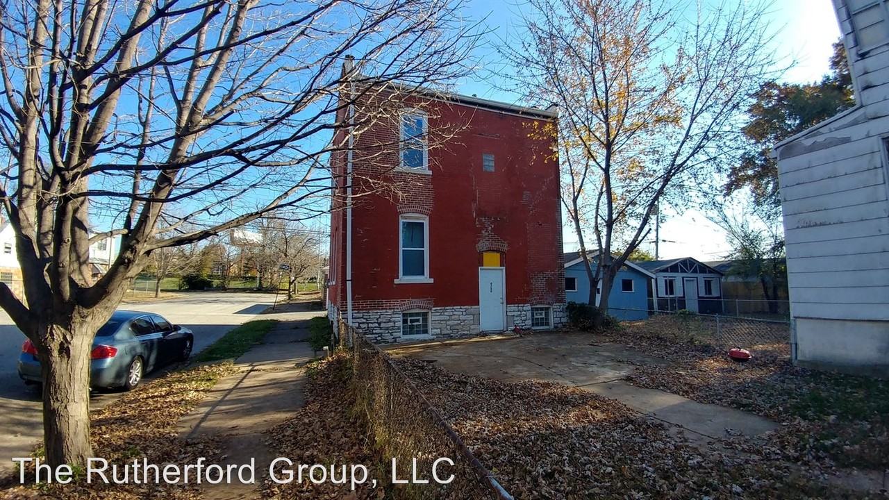 4700 Minnesota Ave - Photo 2 of 20