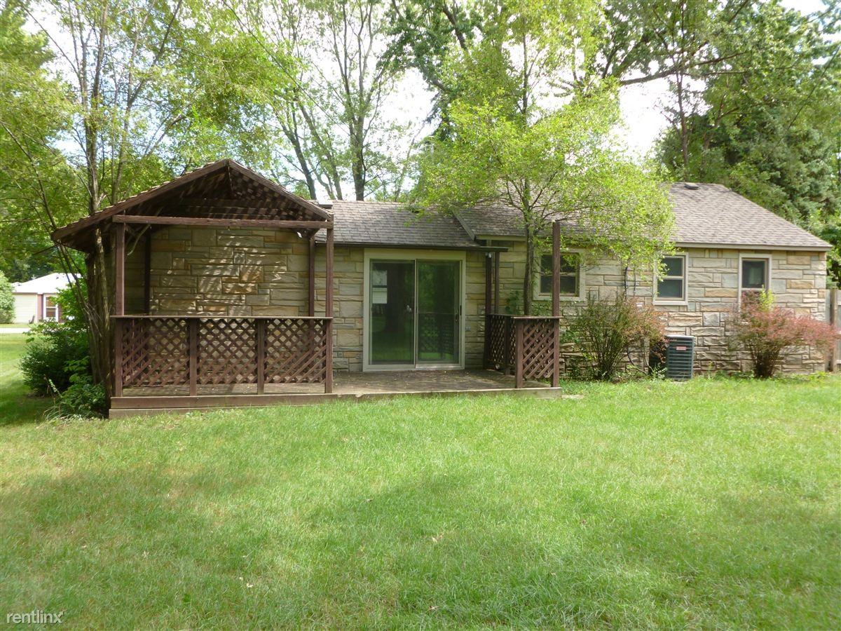 1643 Alma Ave - Photo 2 of 6