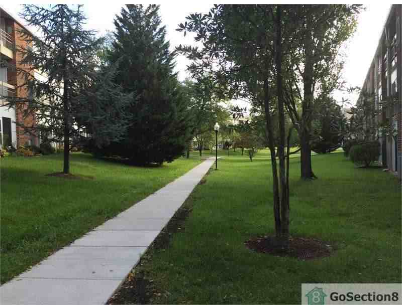 15198-15100 Glade Dr - Photo 3 of 14