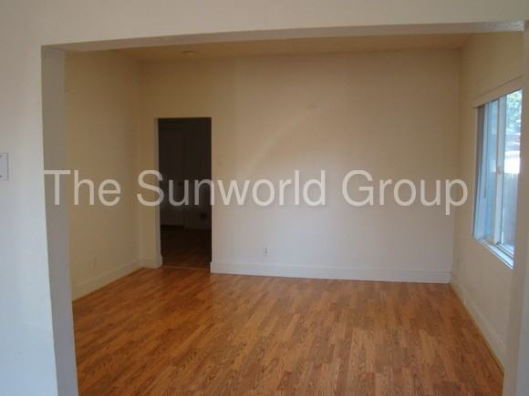 1108 W 14th St - Photo 3 of 8