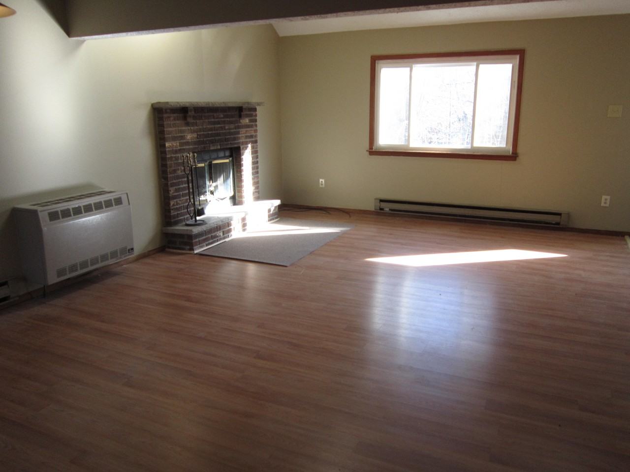 8473 Bumble Bee Way - Photo 2 of 10