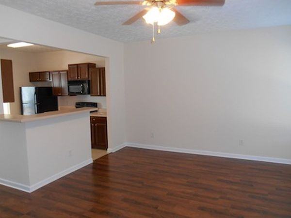6212 Ellenwood Dr - Photo 2 of 9