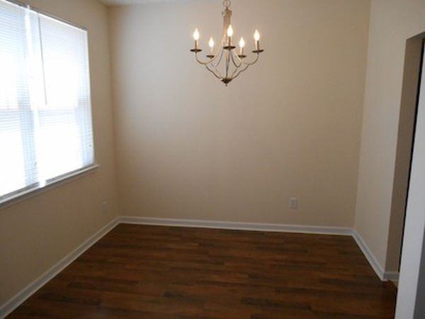 6212 Ellenwood Dr - Photo 3 of 9