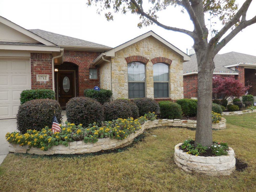 1712 Flamingo Dr - Photo 2 of 24