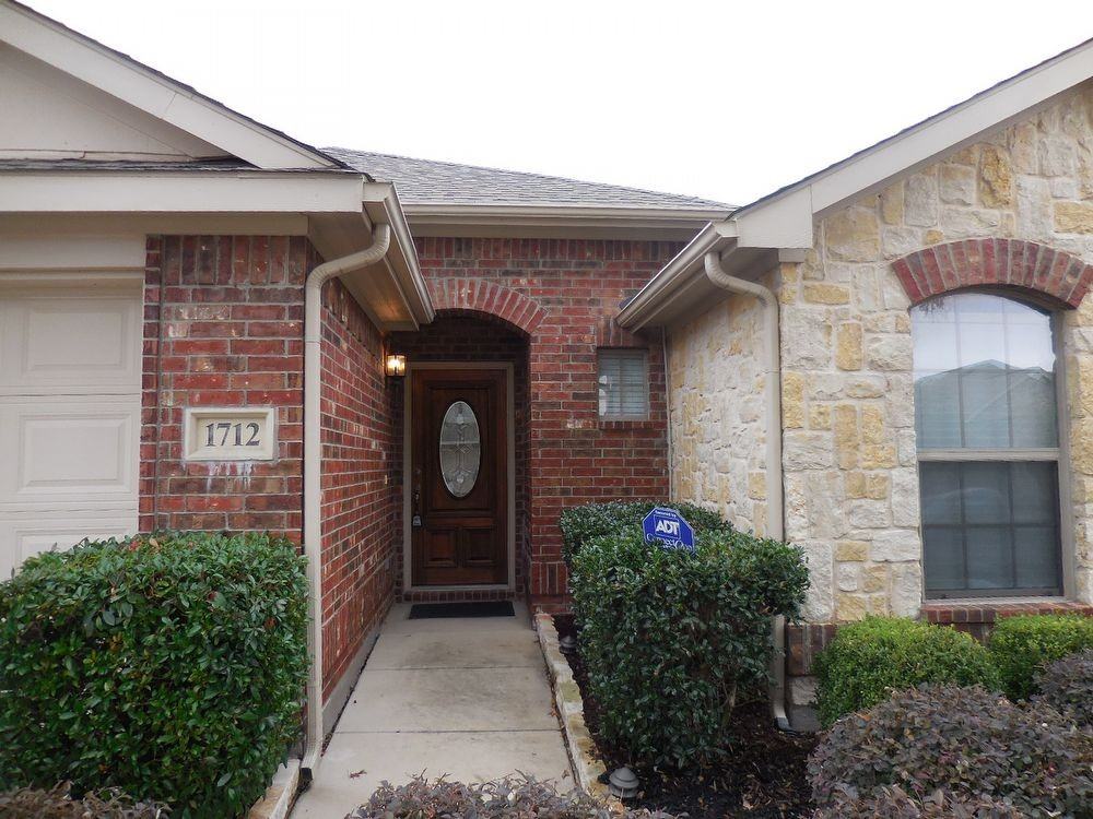 1712 Flamingo Dr - Photo 3 of 24