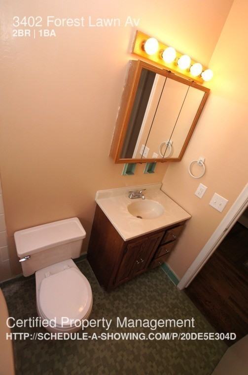 3402 Forest Lawn Ave - Photo 3 of 5