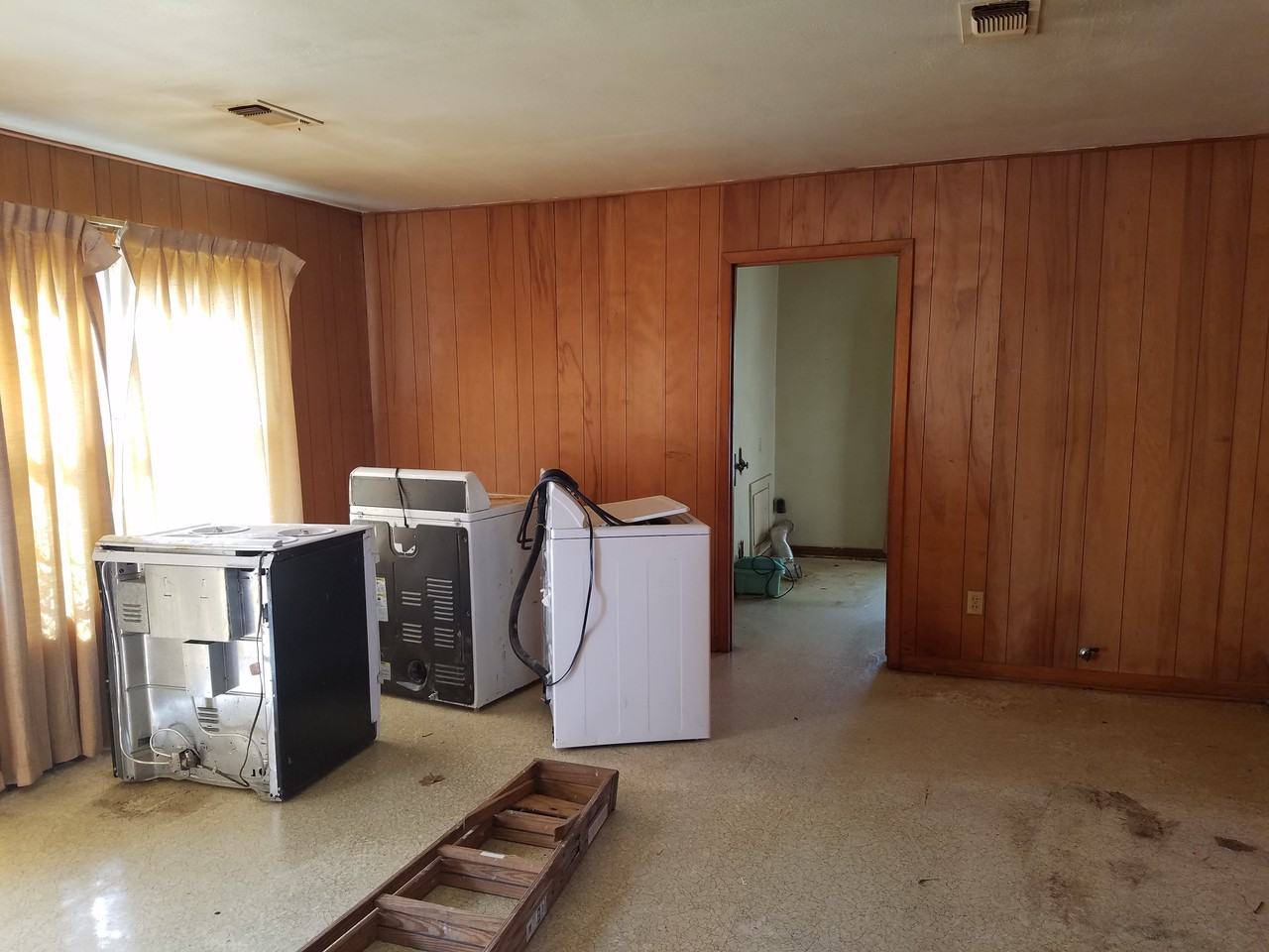 4460 South 5th Street - Photo 3 of 4