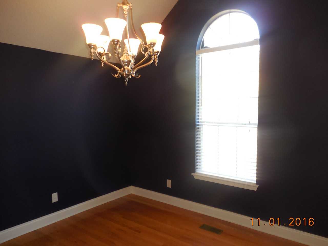 816 Burton Trail - Photo 3 of 10