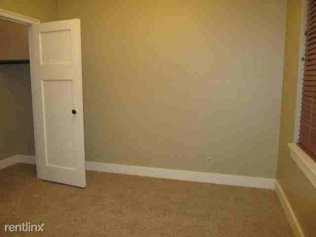 418 Poyntz Ave - Photo 2 of 5