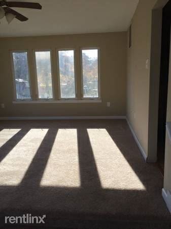 222 Cross Keys Rd - Photo 3 of 8