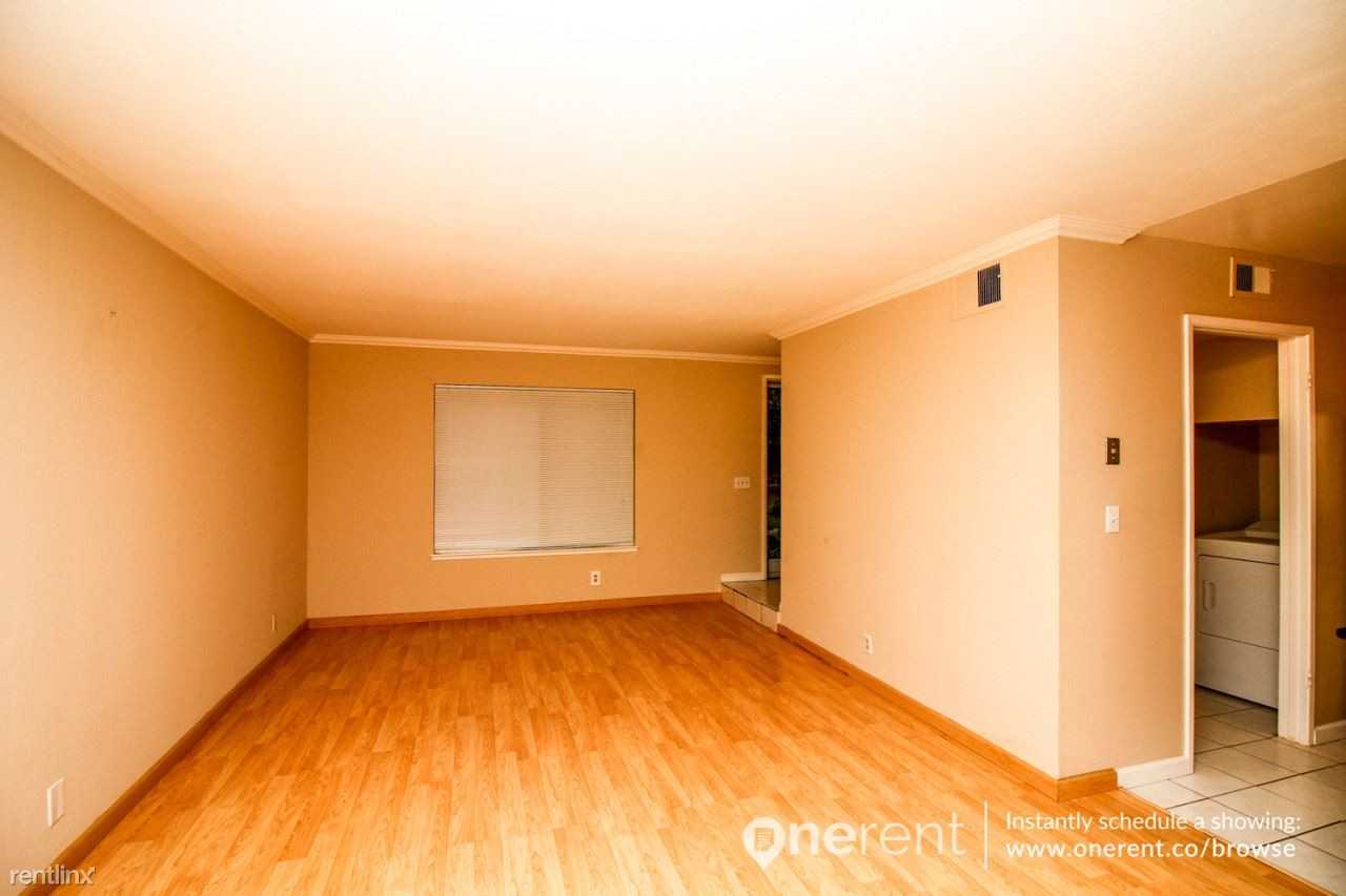 1219 Ribisi Cir - Photo 3 of 10