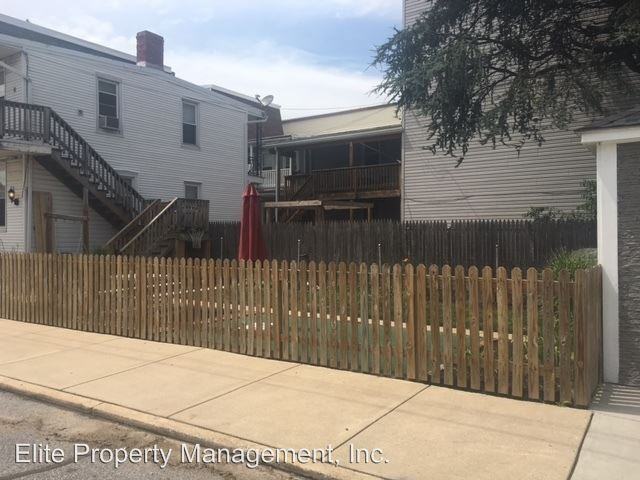 901 N Duke St #1 - Photo 2 of 16