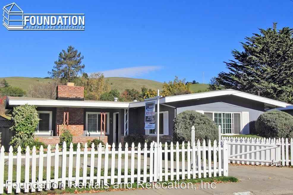 48 Meadow Dr - Photo 2 of 16