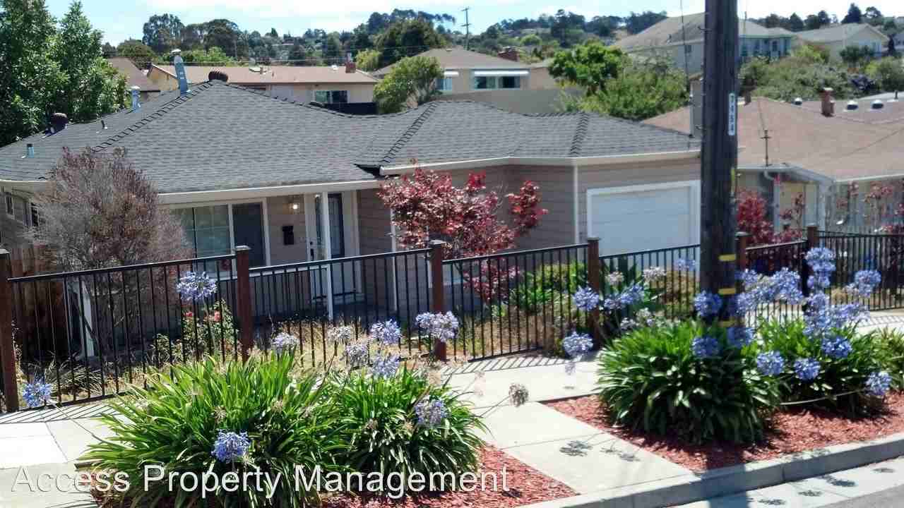 636 Kern St - Photo 2 of 5