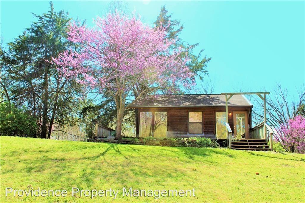 3212 N Warwick Dr - Photo 2 of 8