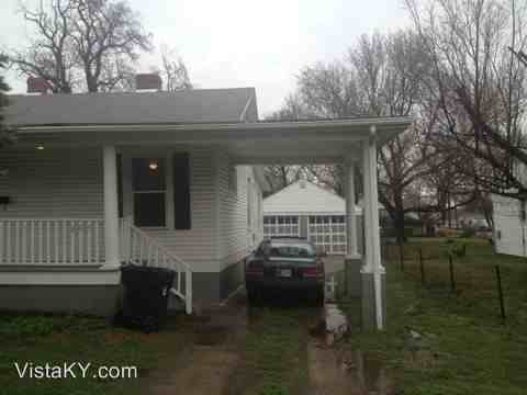 207 E Adair St - Photo 3 of 30