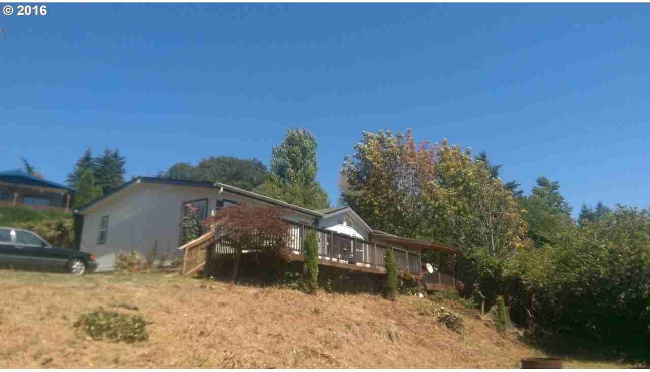 674 NE Bone Rd - Photo 2 of 18