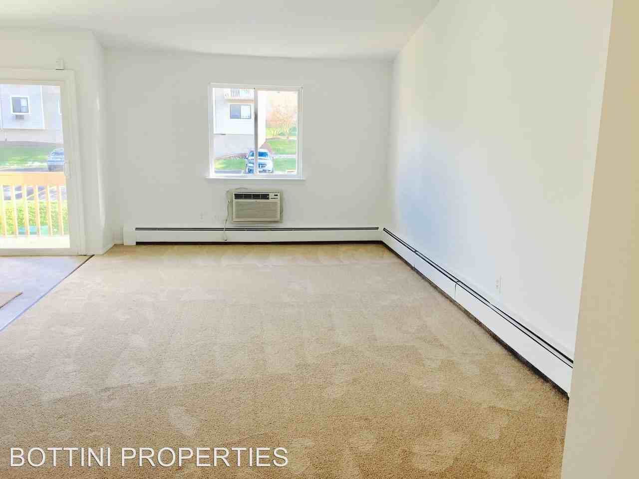 214 WOODHILLS DRIVE - Photo 2 of 8