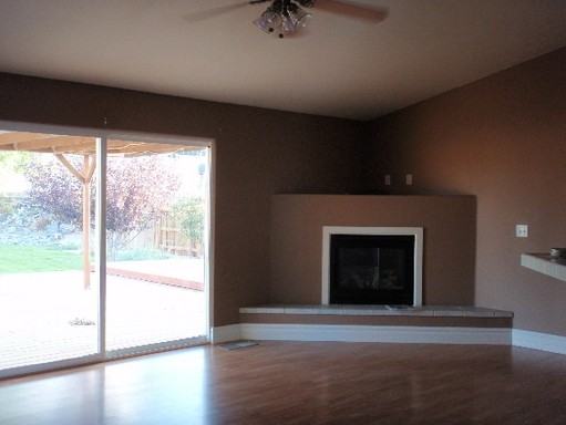 716 Tamsen Rd - Photo 3 of 10