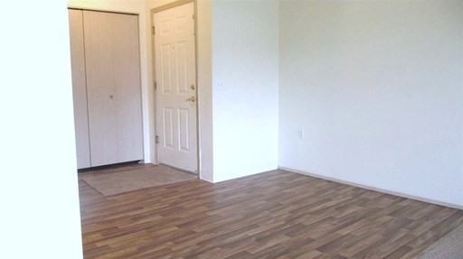 1395 F St - Photo 2 of 15