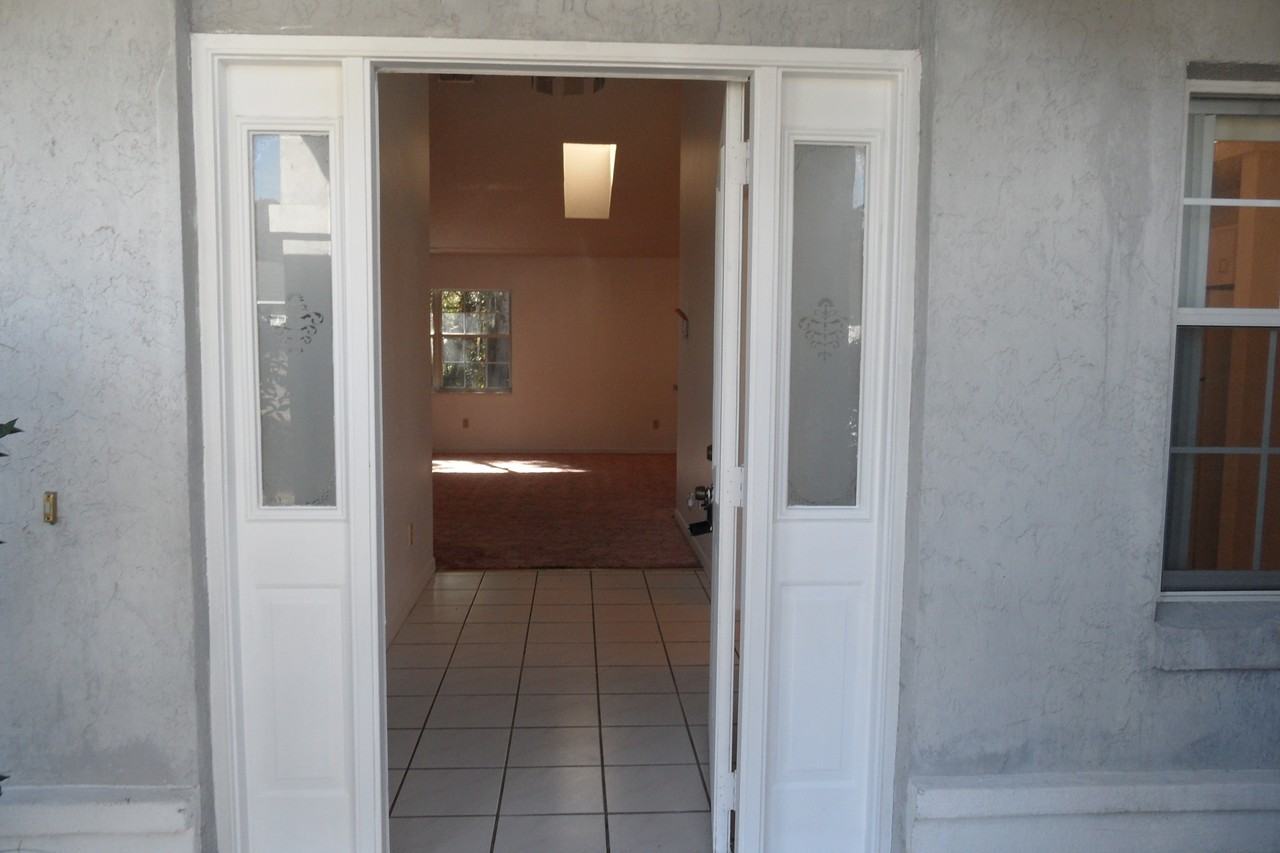 4354 SW 142nd Pl - Photo 3 of 26