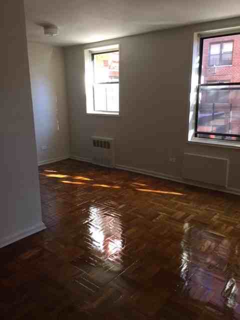 22-10 New Haven Ave - Photo 2 of 9