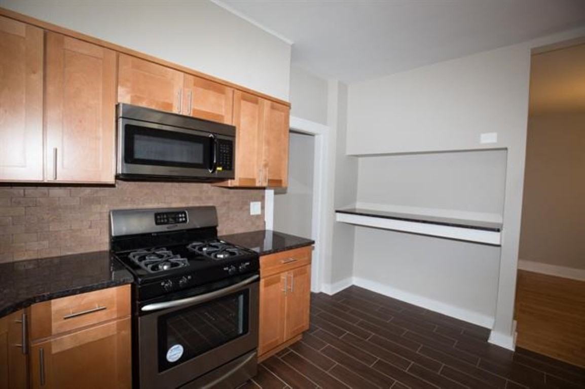 511 New Scotland Ave - Photo 3 of 11