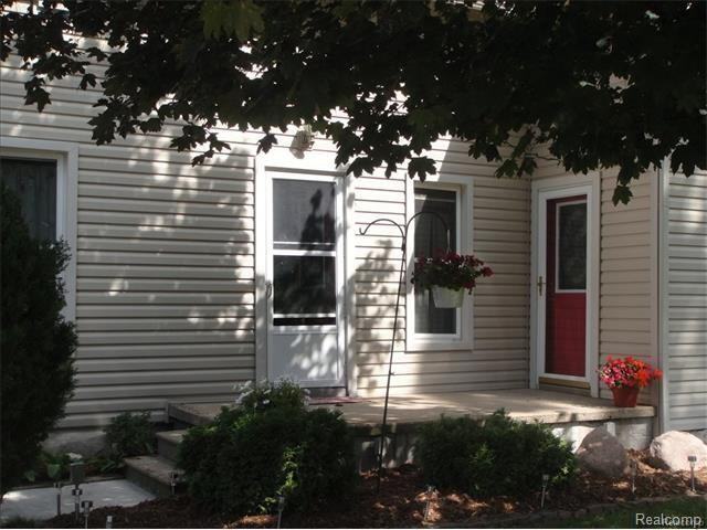 130 Eleanor Rd - Photo 2 of 6