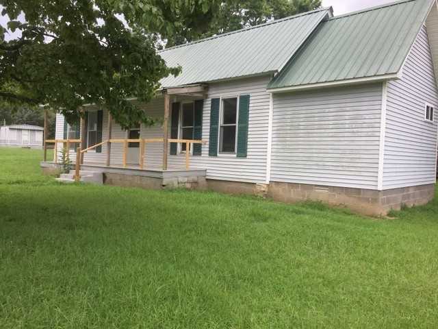 415 Elm St - Photo 2 of 6