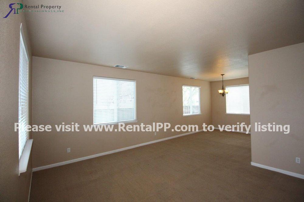 1766 Hicks Ave - Photo 2 of 10