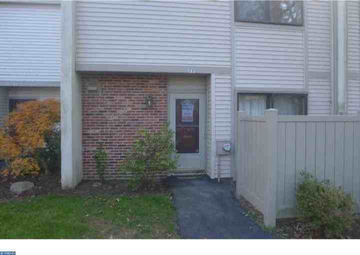 22 Twin Brooks Dr - Photo 3 of 18