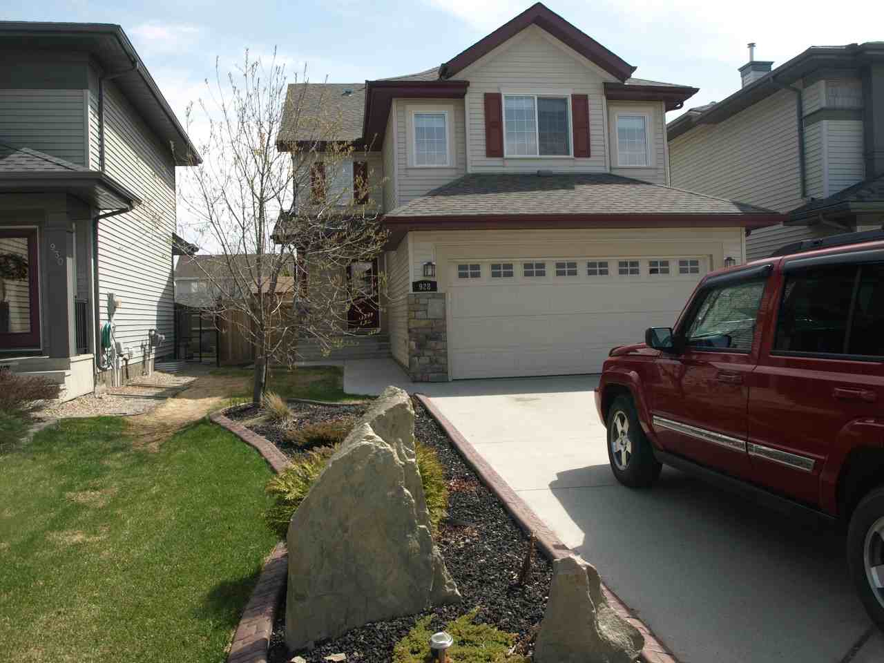 928 Chahley Crescent Northwest - Photo 2 of 34