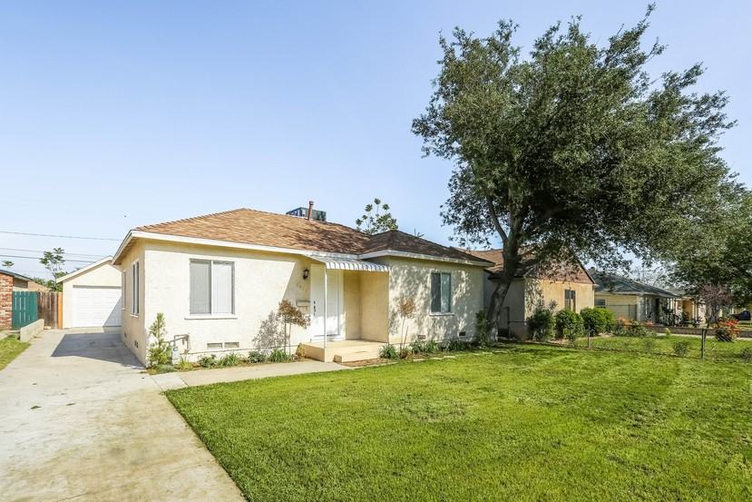 8827 Newport Ave - Photo 2 of 17