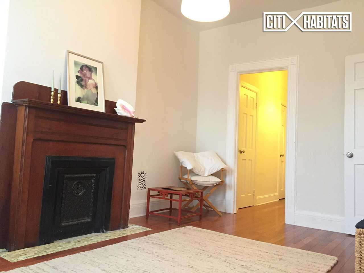 419A Decatur St #2 - Photo 2 of 4