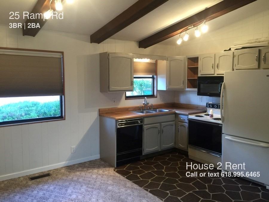 25 Ramp Rd - Photo 3 of 15