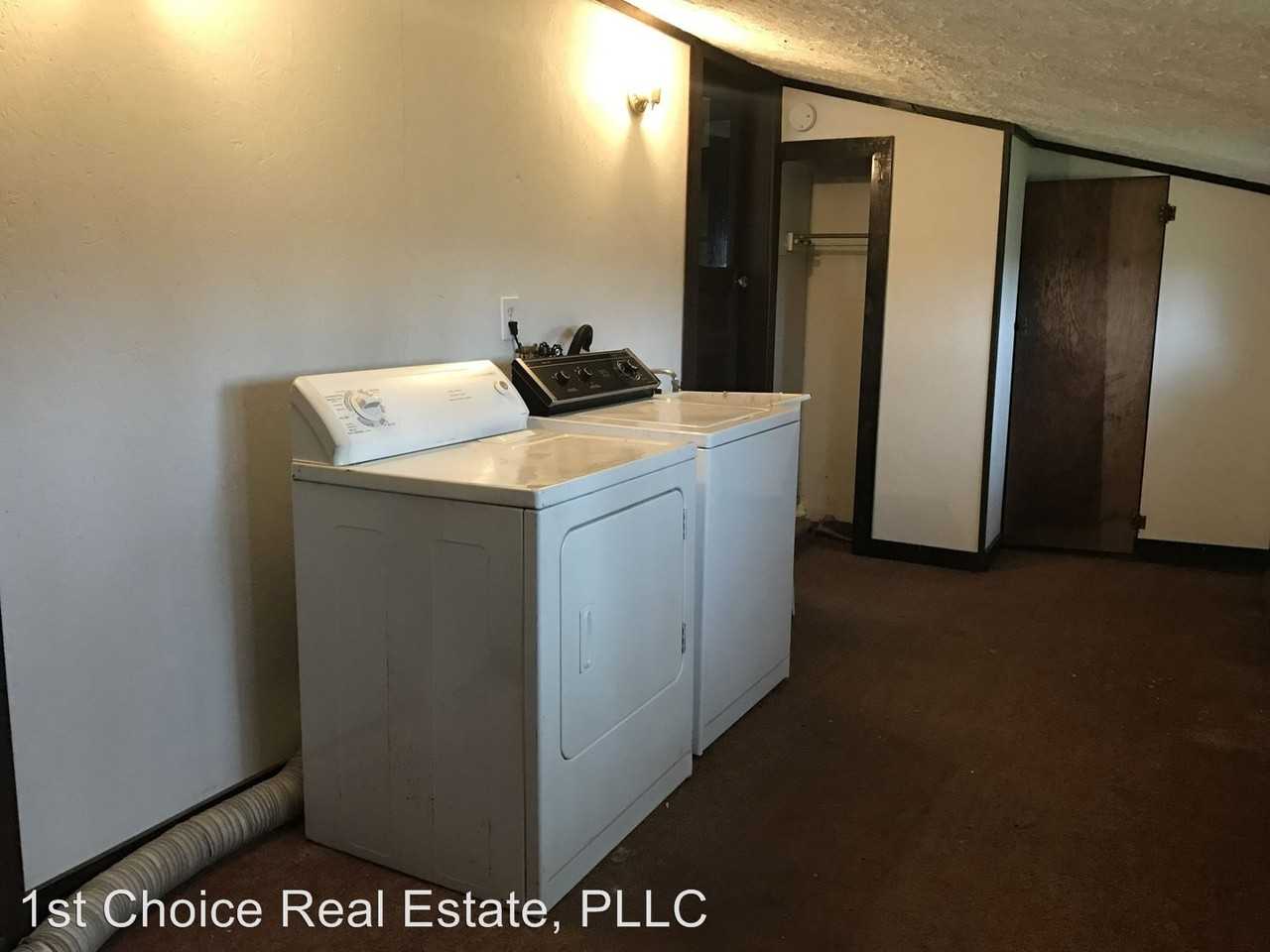 1206 Zimmer Rd - Photo 3 of 14