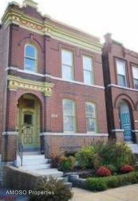 3214 Indiana Ave - Photo 2 of 14